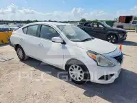 2015 Nissan VERSA фото