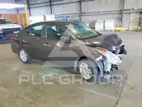 2015 Nissan VERSA фото