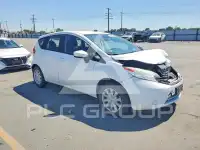 2015 Nissan VERSA фото