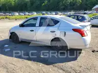 2015 Nissan VERSA фото