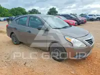 2015 Nissan VERSA фото