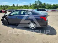 2015 Nissan VERSA фото