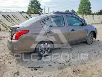 2015 Nissan VERSA фото