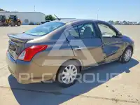 2015 Nissan VERSA фото