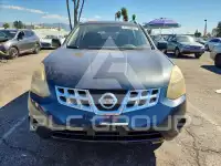2015 Nissan ROGUE photo