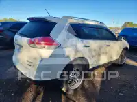 2015 Nissan ROGUE photo