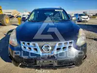 2015 Nissan ROGUE photo