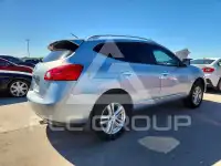 2015 Nissan ROGUE photo