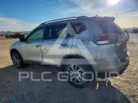 2015 Nissan ROGUE photo