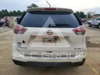 2015 Nissan ROGUE photo