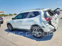 2015 Nissan ROGUE photo
