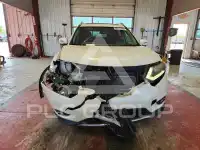 2015 Nissan ROGUE photo
