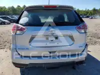 2015 Nissan ROGUE photo