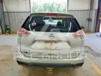 2015 Nissan ROGUE photo