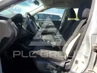 2015 Nissan ROGUE photo