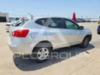 2015 Nissan ROGUE photo