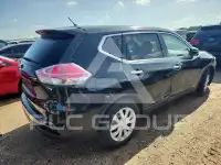 2015 Nissan ROGUE photo