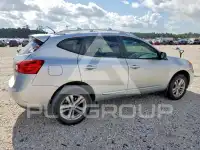 2015 Nissan ROGUE photo