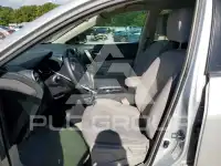2015 Nissan ROGUE photo