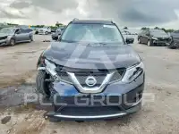 2015 Nissan ROGUE photo