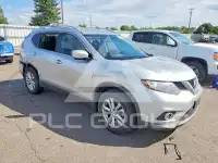 2015 Nissan ROGUE photo