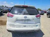 2015 Nissan ROGUE photo