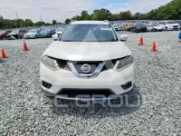 2015 Nissan ROGUE photo
