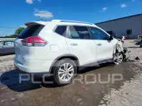 2015 Nissan ROGUE photo