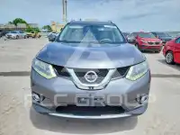 2015 Nissan ROGUE photo