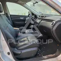 2015 Nissan ROGUE photo