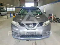 2015 Nissan ROGUE photo