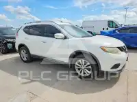 2015 Nissan ROGUE photo