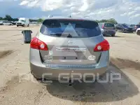 2015 Nissan ROGUE photo
