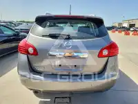 2015 Nissan ROGUE photo
