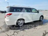 2015 Nissan QUEST photo