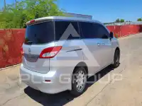 2015 Nissan QUEST фото