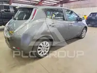 2015 Nissan LEAF photo