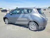 2015 Nissan LEAF photo