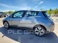 2015 Nissan LEAF фото
