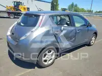 2015 Nissan LEAF фото
