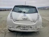 2015 Nissan LEAF фото
