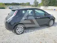 2015 Nissan LEAF photo