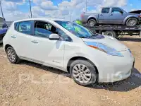 2015 Nissan LEAF photo