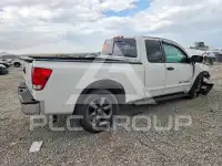 2015 Nissan TITAN фото