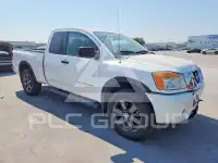 2015 Nissan TITAN фото