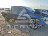 2015 Nissan TITAN фото