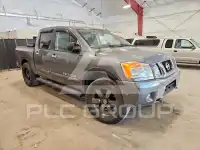 2015 Nissan TITAN фото