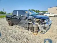 2015 Nissan TITAN фото