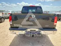 2015 Nissan TITAN photo