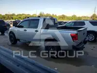 2015 Nissan TITAN фото